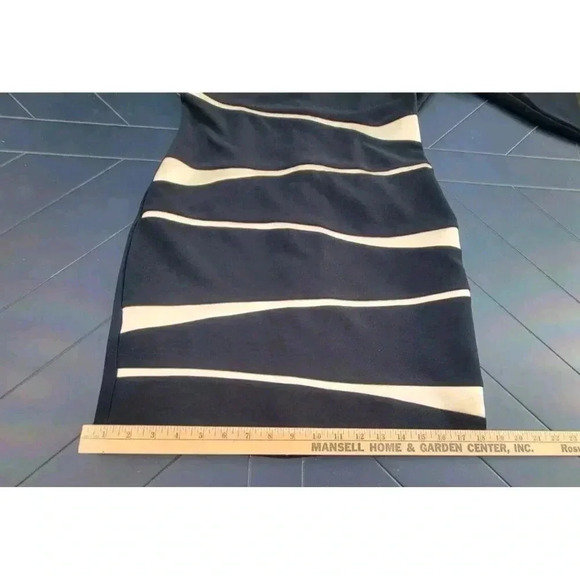 Joseph Ribkoff Black Bodycon Knit Dress Gold Diagonal Blocking Size 8 Vintage - Picture 6 of 10
